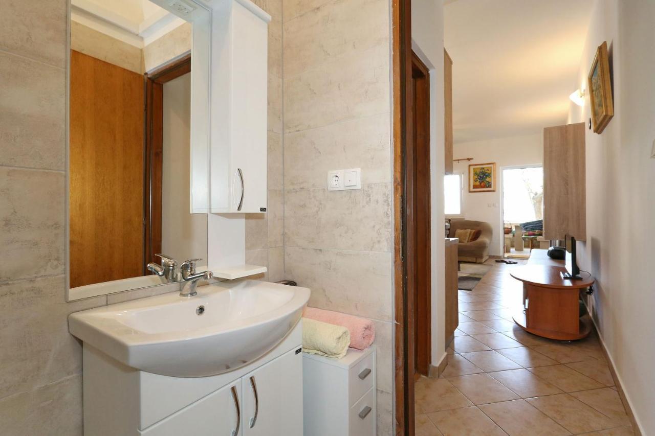 Apartments Ivan Vir Extérieur photo