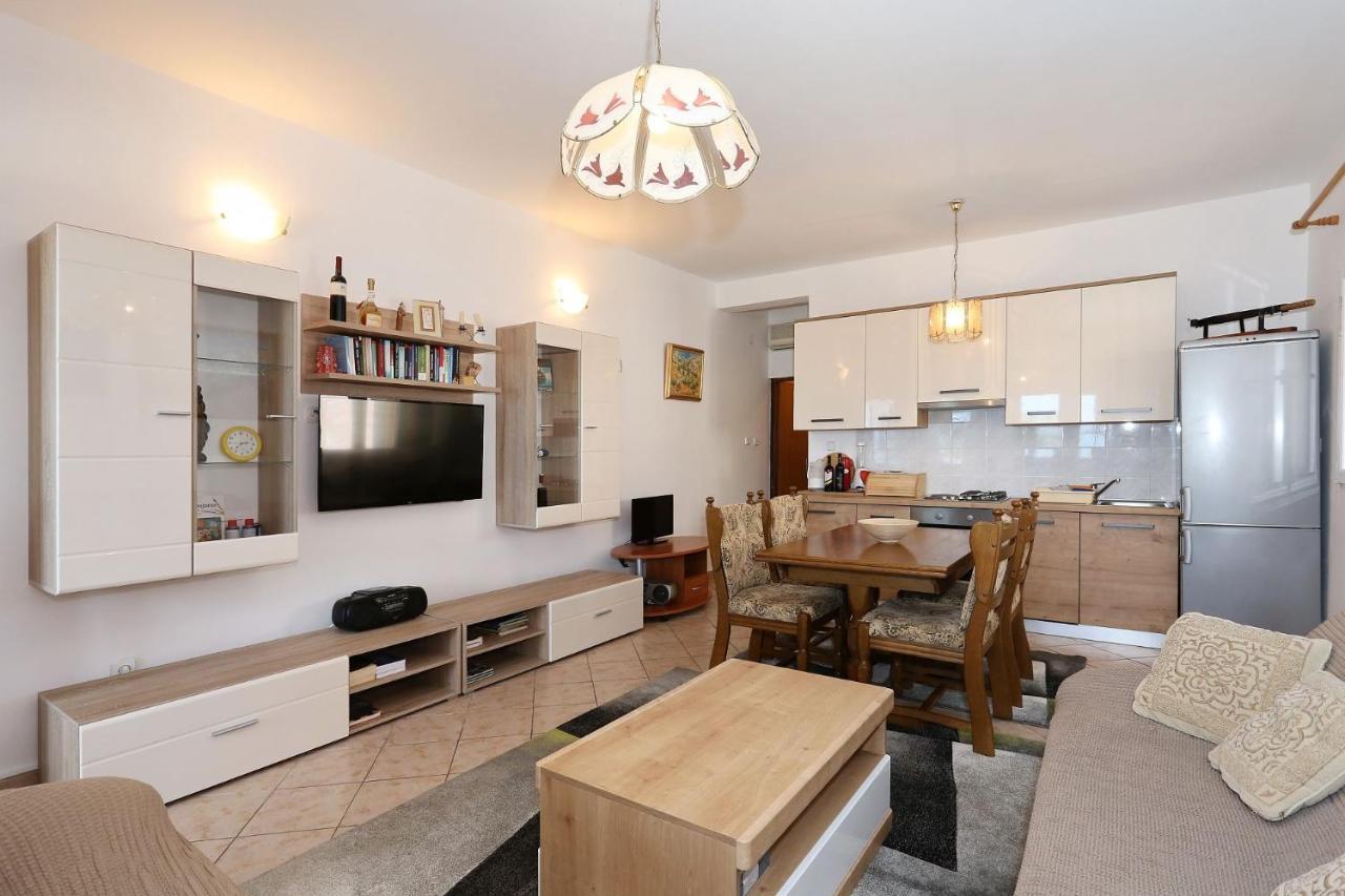 Apartments Ivan Vir Extérieur photo